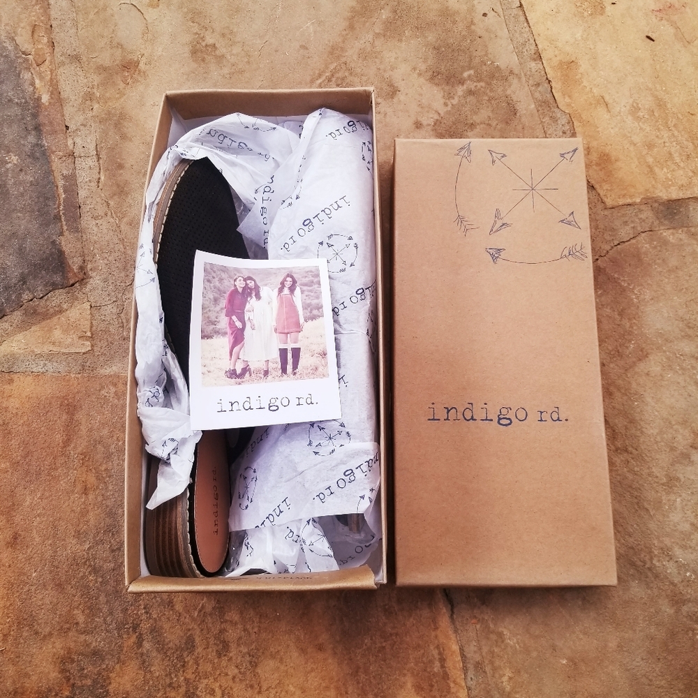 NWT + NIB Taupe Brown Mules